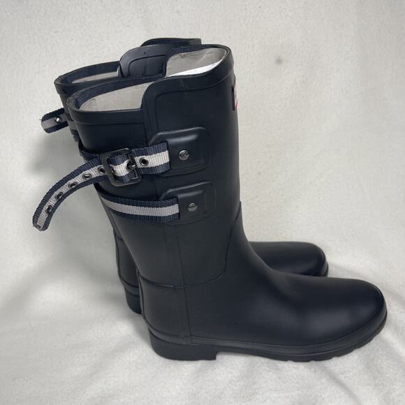 Hunter Women's Rain Boots - Size 7 US, 12" Tall - Blk ,Reflective Ribbon - Picture 4 of 7
